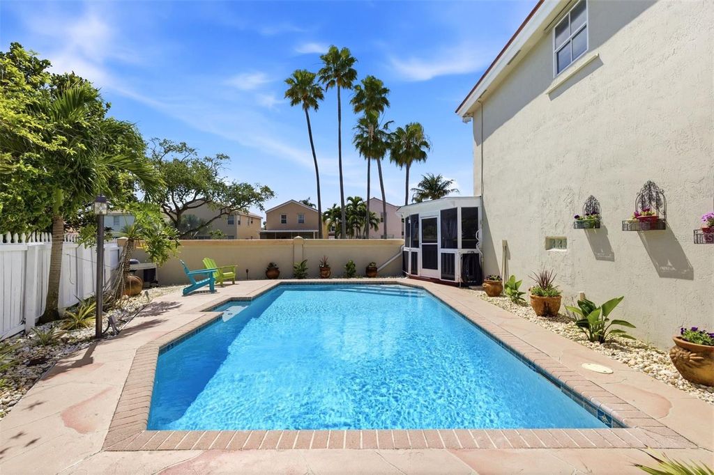 Image 37 of property listing at 3135 SUNSET CIRCLE, Margate, FL 33063