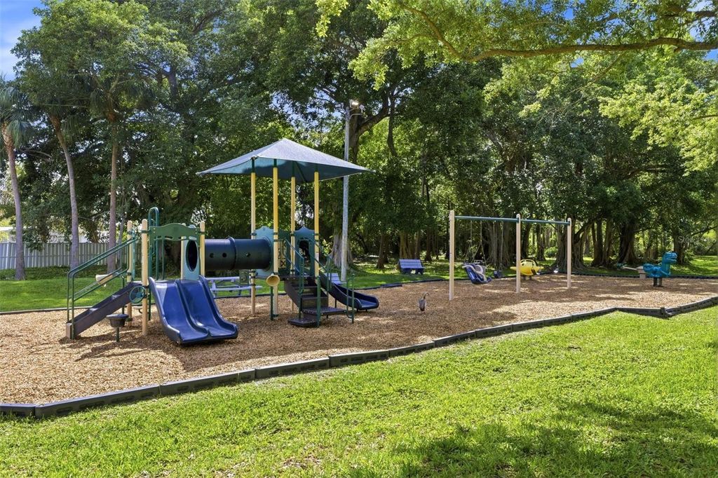 Image 49 of property listing at 3135 SUNSET CIRCLE, Margate, FL 33063