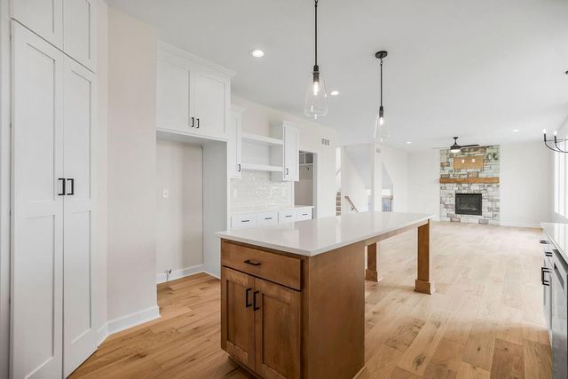 17221 W 164th Terrace, Olathe, KS 66062