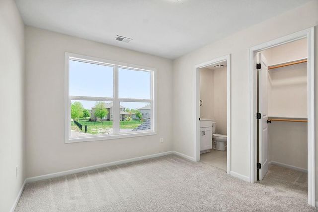 17221 W 164th Terrace, Olathe, KS 66062