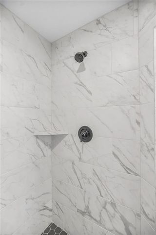 17221 W 164th Terrace, Olathe, KS 66062