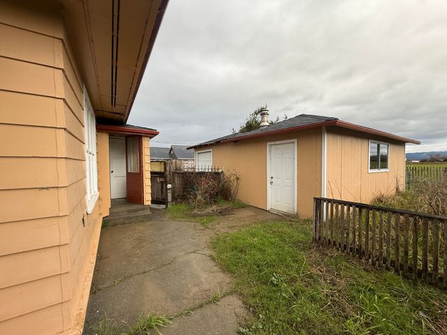 1501 Ambrosini Lane, Ferndale, CA 95536