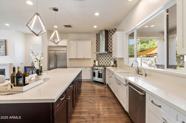 640 W ECHO Lane, Phoenix, AZ 85021