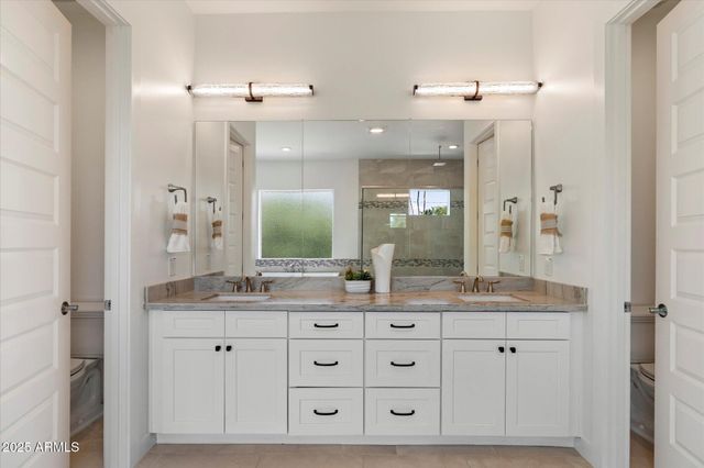 640 W ECHO Lane, Phoenix, AZ 85021