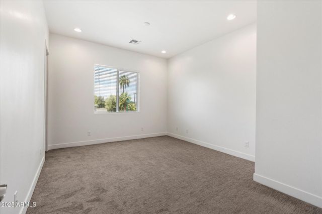 640 W ECHO Lane, Phoenix, AZ 85021