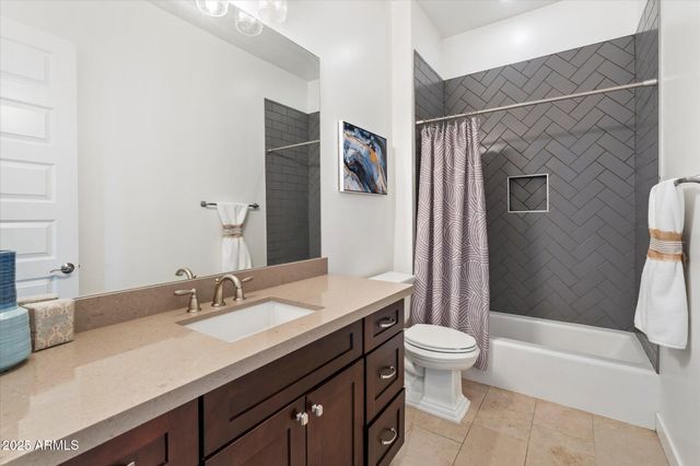 640 W ECHO Lane, Phoenix, AZ 85021