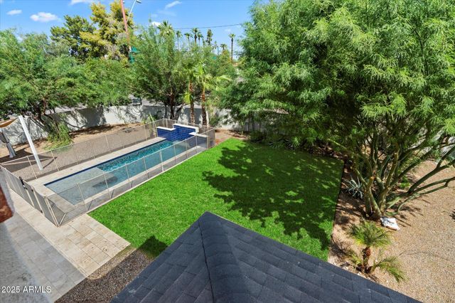 640 W ECHO Lane, Phoenix, AZ 85021