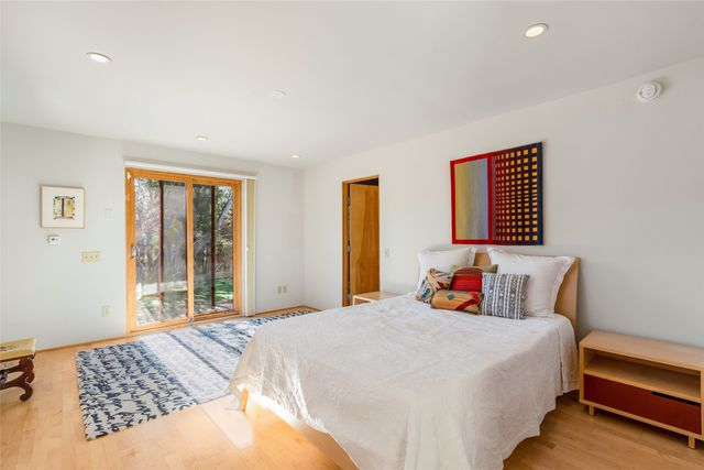 1775 Fort Union Drive, Santa Fe, NM 87505