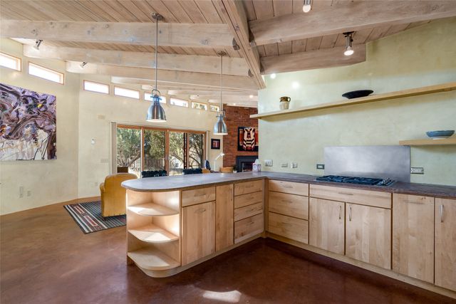 1775 Fort Union Drive, Santa Fe, NM 87505