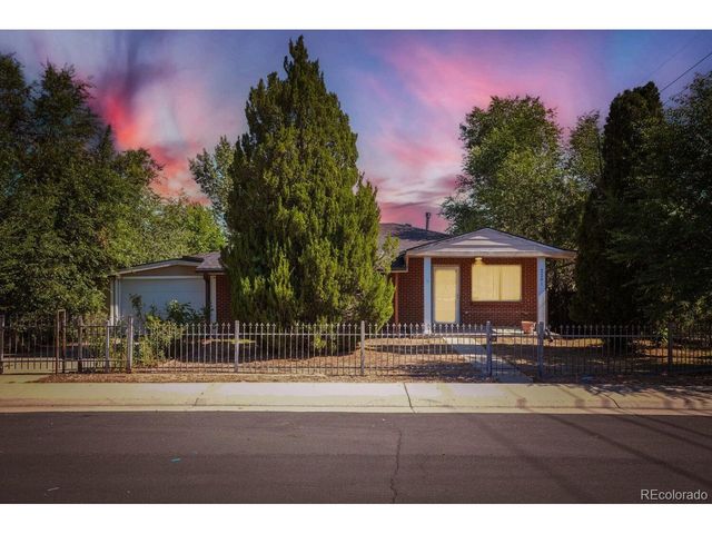 2201 W 55th Ave, Denver, CO 80221