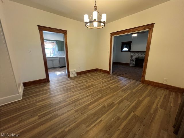 403 N Saint Clair Street, Girard, OH 44420