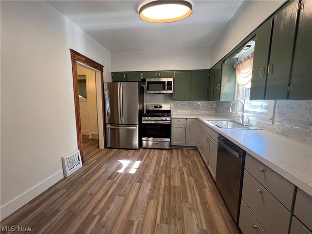 403 N Saint Clair Street, Girard, OH 44420