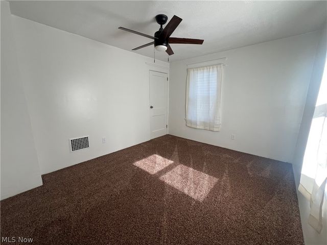 403 N Saint Clair Street, Girard, OH 44420