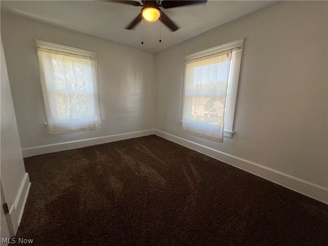 403 N Saint Clair Street, Girard, OH 44420