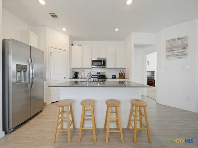 9194 Saint Jerome, Seguin, TX 78155
