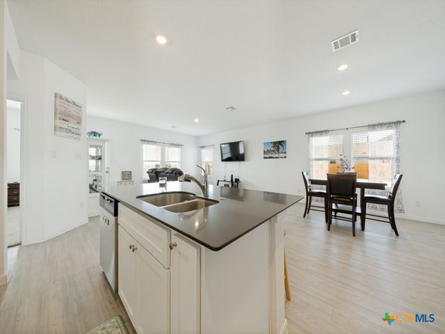 9194 Saint Jerome, Seguin, TX 78155