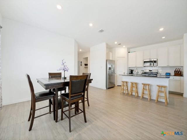 9194 Saint Jerome, Seguin, TX 78155
