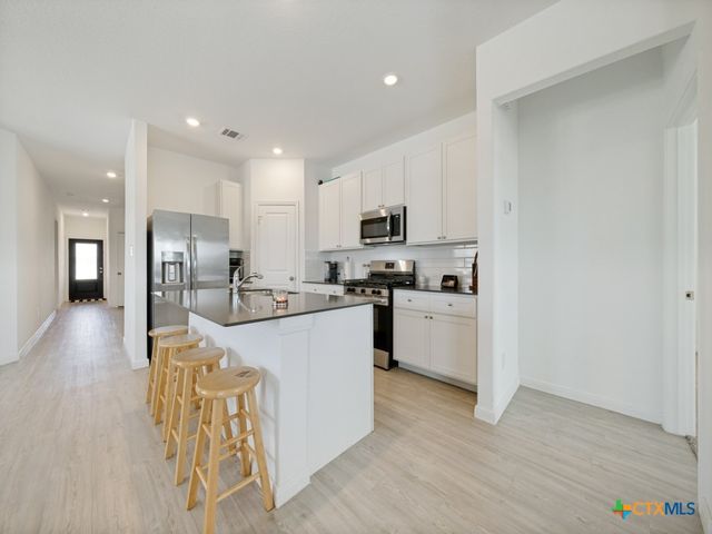 9194 Saint Jerome, Seguin, TX 78155