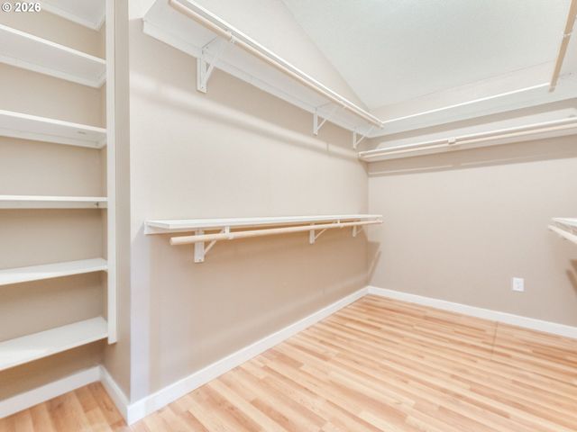 21075 S HIGHWAY 99E, Oregon City, OR 97045