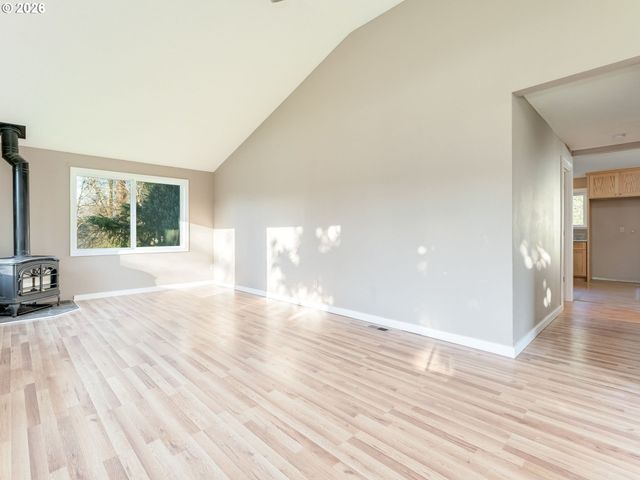 21075 S HIGHWAY 99E, Oregon City, OR 97045