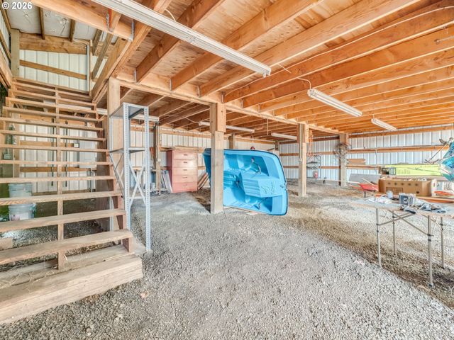 21075 S HIGHWAY 99E, Oregon City, OR 97045