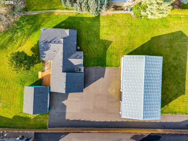 21075 S HIGHWAY 99E, Oregon City, OR 97045