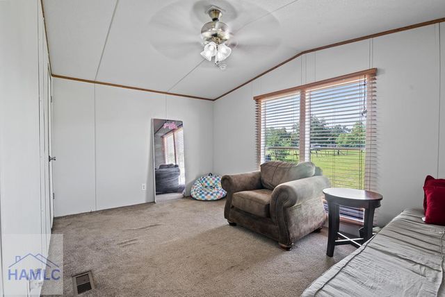 93 Whispering Pines Road, Jesup, GA 31545