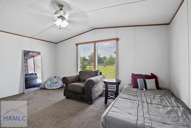 93 Whispering Pines Road, Jesup, GA 31545