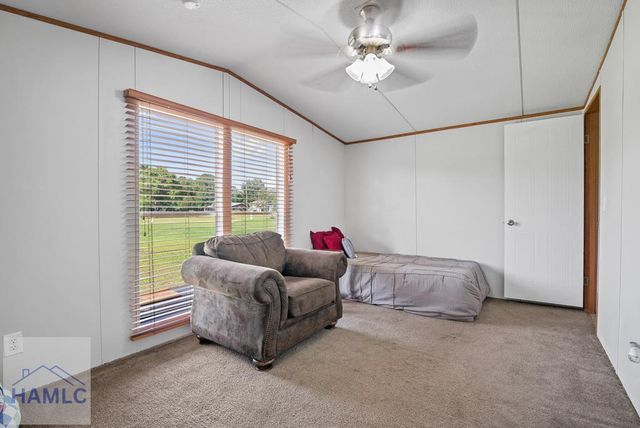 93 Whispering Pines Road, Jesup, GA 31545