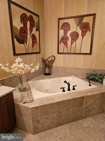 2012 CRESCENT WAY, Cherry Hill, NJ 08002