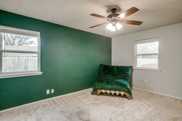 6709 Summit Ridge Drive, Watauga, TX 76148