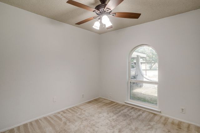 6709 Summit Ridge Drive, Watauga, TX 76148