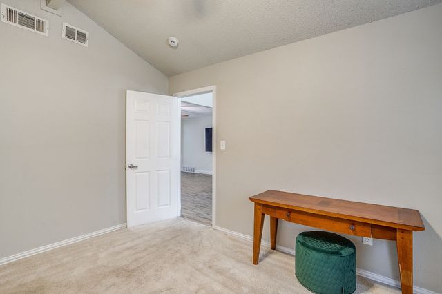 6709 Summit Ridge Drive, Watauga, TX 76148