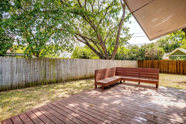 6709 Summit Ridge Drive, Watauga, TX 76148