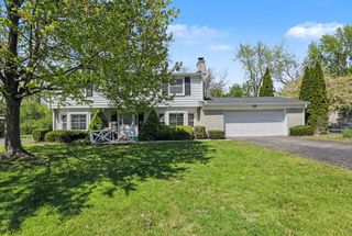 32318 Bonnet Hill Road, Farmington Hills, MI 48334