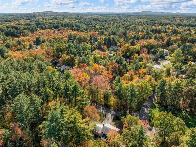 38 Flintlock Lane, Sudbury, MA 01776