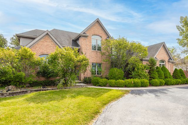 24219 S Lakeside Trail, Crete, IL 60417