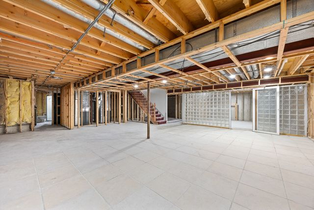 24219 S Lakeside Trail, Crete, IL 60417