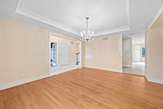 24219 S Lakeside Trail, Crete, IL 60417