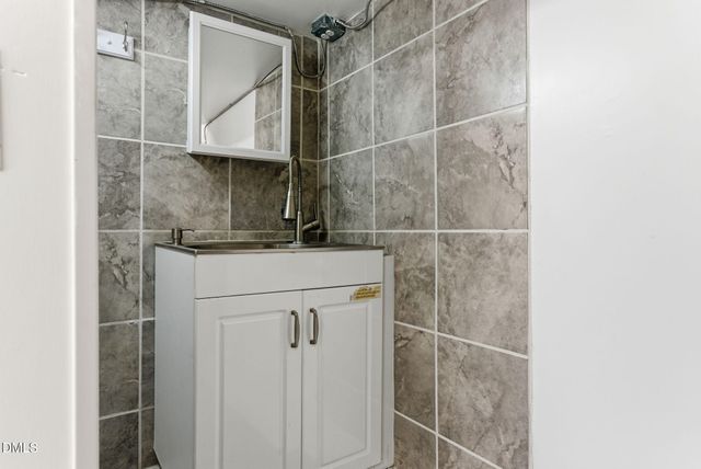 112 Salmon River Drive, Durham, NC 27705