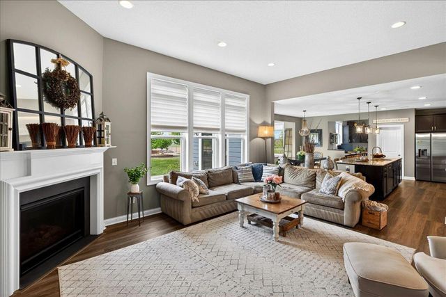 18190 72nd Place N, Maple Grove, MN 55311
