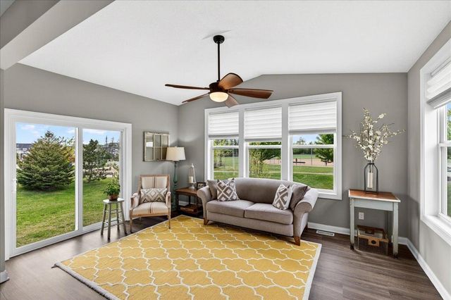 18190 72nd Place N, Maple Grove, MN 55311