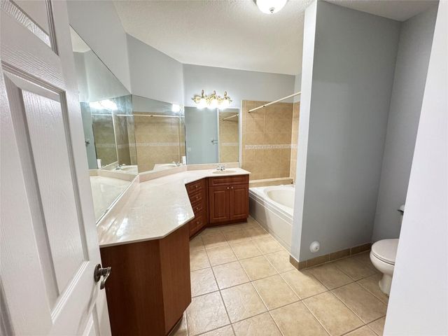 5060 SW 136th Avenue, Miramar, FL 33027