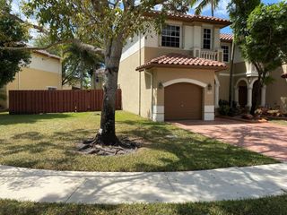 5060 SW 136th Avenue, Miramar, FL 33027