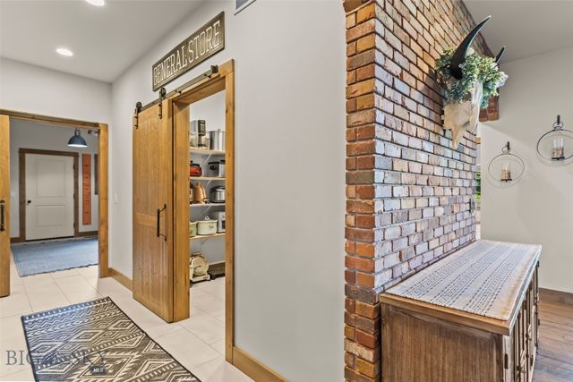 32 Pleasant View Drive, Bozeman, MT 59718