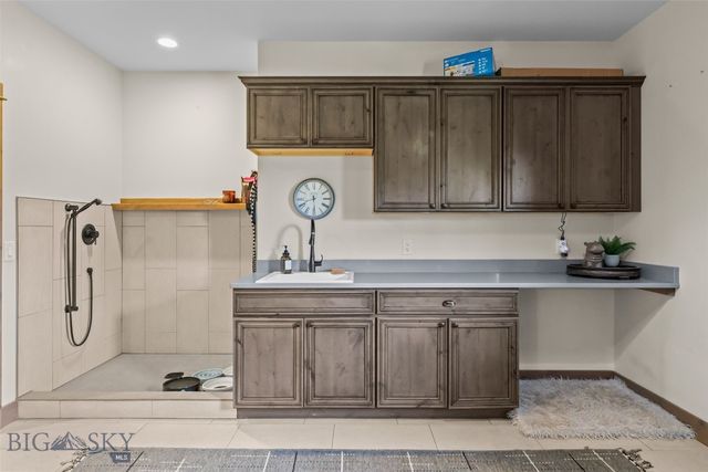 32 Pleasant View Drive, Bozeman, MT 59718