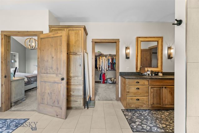 32 Pleasant View Drive, Bozeman, MT 59718