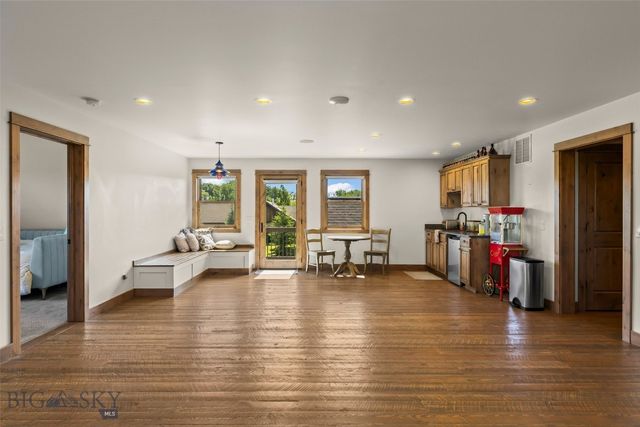 32 Pleasant View Drive, Bozeman, MT 59718