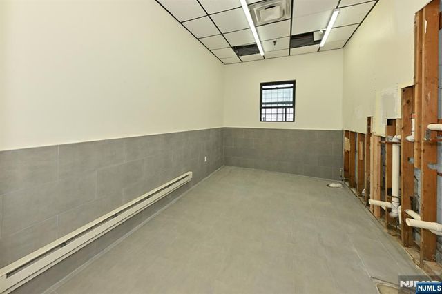 210 Newman Street, Hackensack, NJ 07601