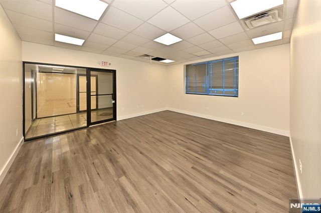 210 Newman Street, Hackensack, NJ 07601